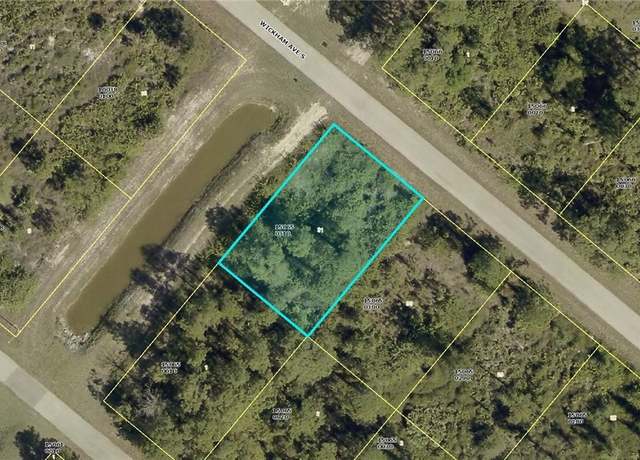 Property at 430 Wickham Ave S, Lehigh Acres, FL 33974