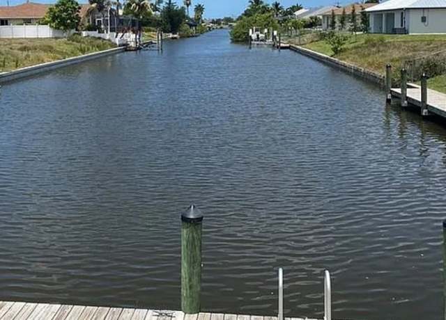 Property at 804 Mohawk Pkwy #105, Cape Coral, FL 33914, 2 beds, 2.5 baths