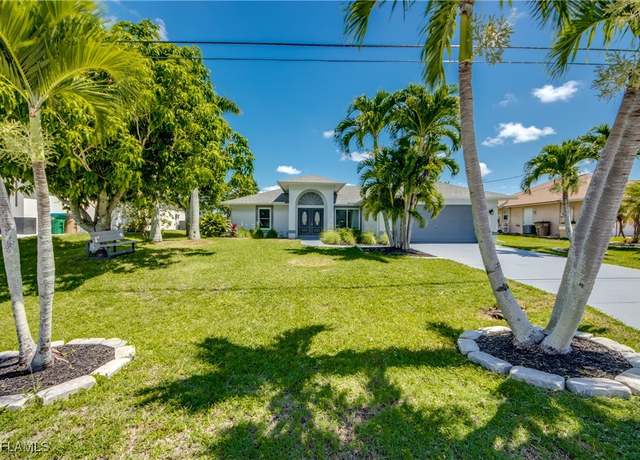 Property at 121 SE 17th St, Cape Coral, FL 33990, 3 beds, 2 baths