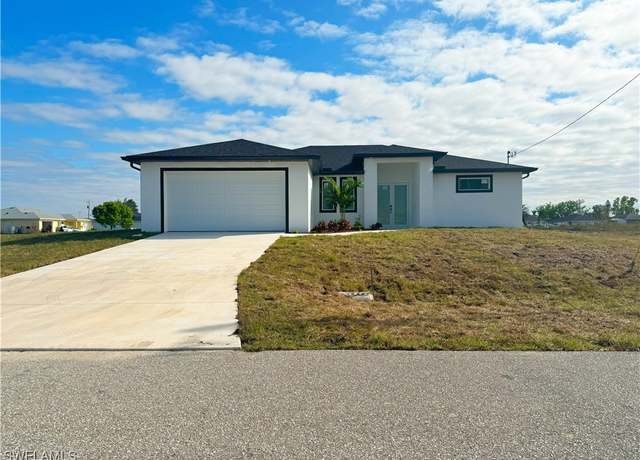 Property at 1523 NE 19th Ave, Cape Coral, FL 33909, 3 beds, 2.5 baths