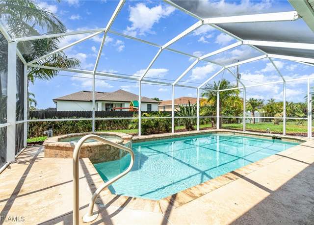 Property at 1109 NE 19th St, Cape Coral, FL 33909, 4 beds, 3 baths