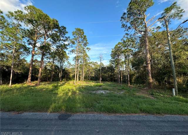 Property at 1614 8th Ave, Lehigh Acres, FL 33972