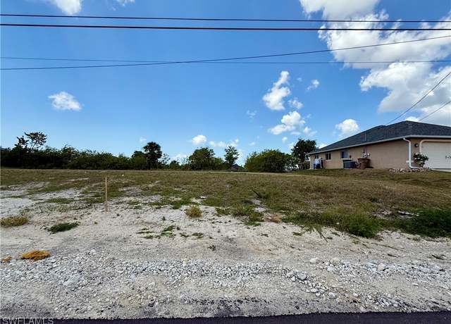 Property at 1222 NE 9th Ave, Cape Coral, FL 33909