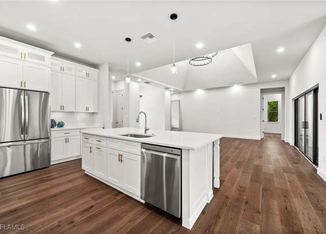 Property at 3708 Stagg Ct, Fort Myers, FL 33905, 3 beds, 3 baths