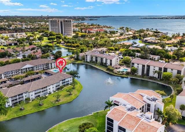 Property at 9900 Sunset Cove Ln #111, Fort Myers, FL 33919, 3 beds, 2 baths