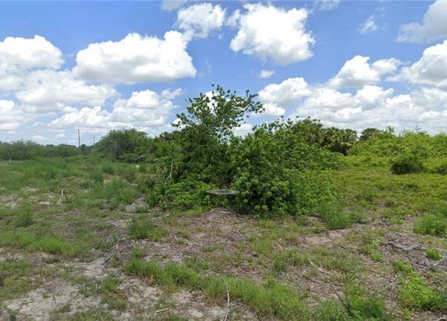 Property at 8002 Toy Ln, Labelle, FL 33935