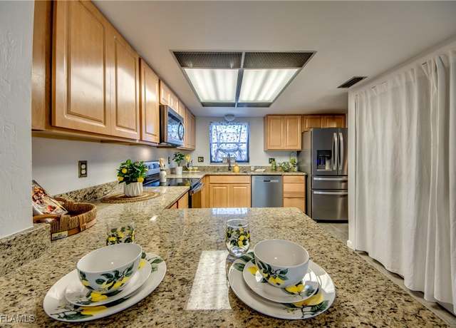 Property at 15350 Moonraker Ct #304, North Fort Myers, FL 33917, 2 beds, 2 baths