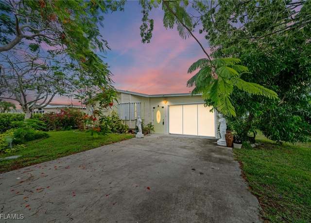 Property at 919 Manatee Rd, Naples, FL 34114, 3 beds, 2 baths