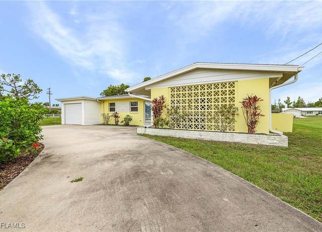 Property at 5802 Genesee Pkwy, Bokeelia, FL 33922, 2 beds, 2 baths