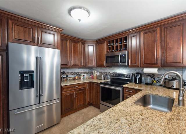 Property at 6316 Royal Woods Dr, Fort Myers, FL 33908, 2 beds, 2 baths