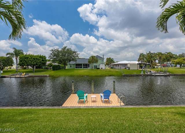 Property at 118 SE 23rd Pl, Cape Coral, FL 33990, 3 beds, 2 baths