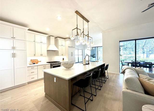 Property at 10001 Isola Way, Miromar Lakes, FL 33913, 2 beds, 2 baths