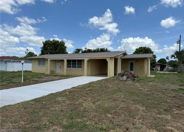 Property at 904 E Jersey Rd, Lehigh Acres, FL 33936, 2 beds, 2 baths
