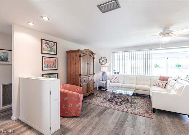 Property at 1514 Shelby Pkwy, Cape Coral, FL 33904, 3 beds, 2 baths