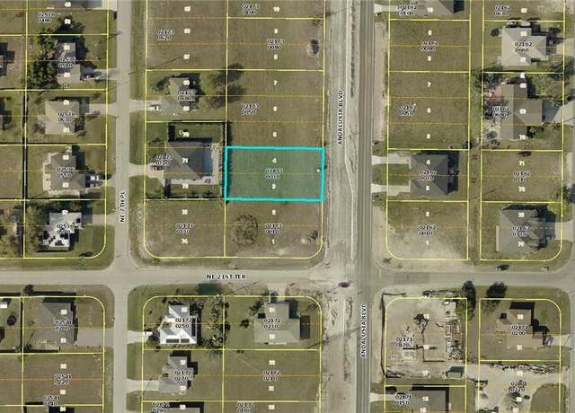 Property at 2120 Andalusia Blvd, Cape Coral, FL 33909