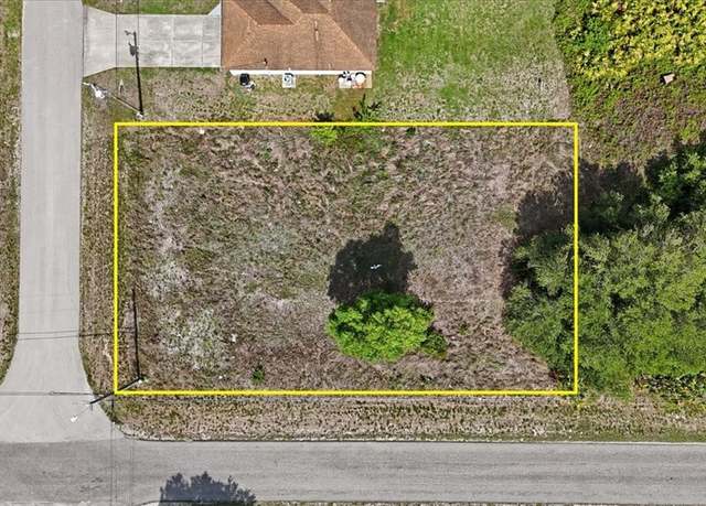 Property at 3800 35th St SW, Lehigh Acres, FL 33976