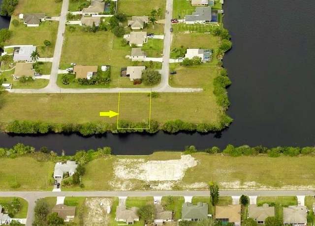 Property at 1410 NE 12th St, Cape Coral, FL 33909