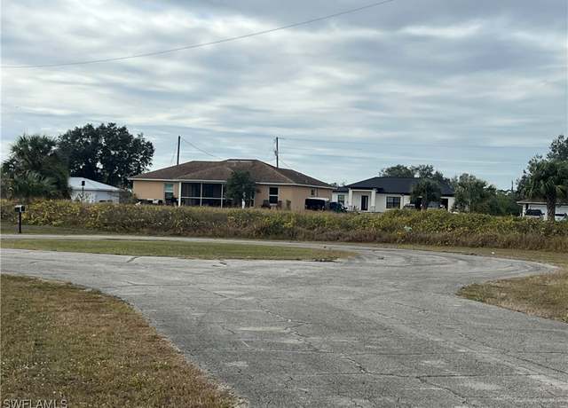 Property at 3007 Mecca Ct, Labelle, FL 33935