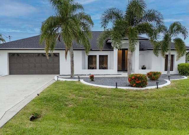 Property at 3728 SE 18th Ave, Cape Coral, FL 33904, 3 beds, 3.5 baths