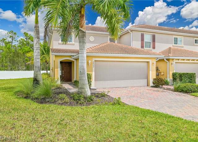Property at 3733 Crofton Ct, Fort Myers, FL 33916, 4 beds, 3 baths
