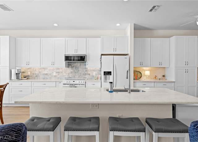 Property at 14217 Prim Point Ln, Fort Myers, FL 33919, 2 beds, 2 baths
