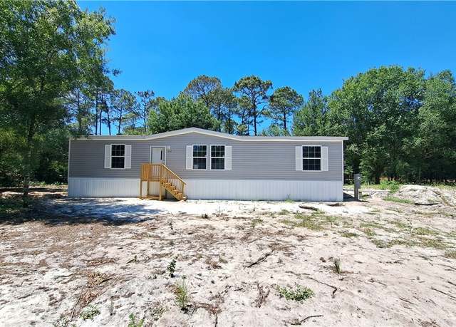 Property at 860 N Live Oak St, Clewiston, FL 33440, 3 beds, 2 baths