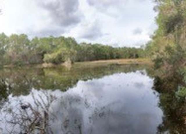 Property at 18150 Commonwealth Ave, Polk City, FL 33868