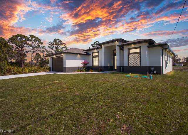 Property at 2819 34th St W, Lehigh Acres, FL 33971, 3 beds, 2 baths