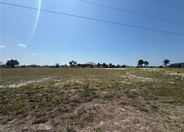 Property at 4402 NW 36th St, Cape Coral, FL 33993