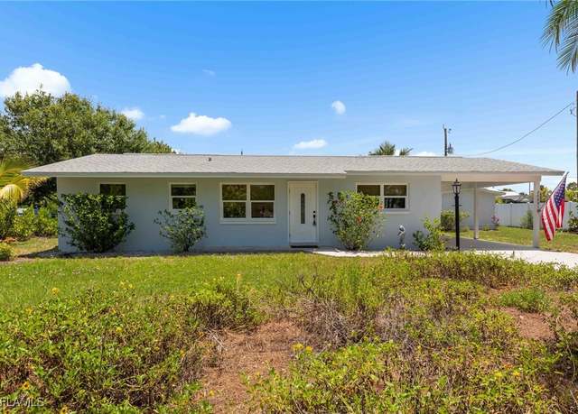 Property at 20681 Coconut Dr, Estero, FL 33928, 3 beds, 2 baths