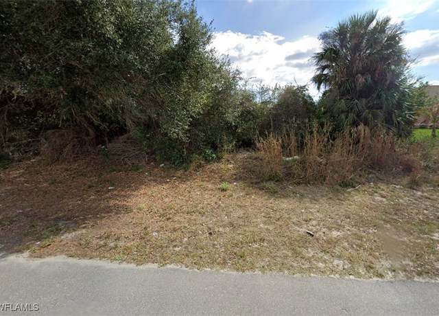 Property at 3805 34th St SW, Lehigh Acres, FL 33976