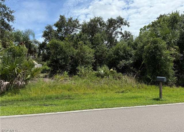 Property at 408 Macarthur Dr, Port Charlotte, FL 33954