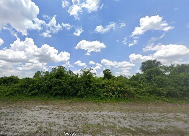 Property at 387 Mcarthur Blvd, Lehigh Acres, FL 33974