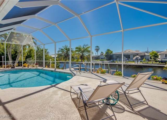 Property at 2016 SW 40th Ter, Cape Coral, FL 33914, 3 beds, 2 baths