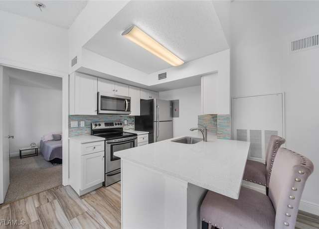 Property at 12561 Equestrian Cir #816, Fort Myers, FL 33907, 2 beds, 2 baths