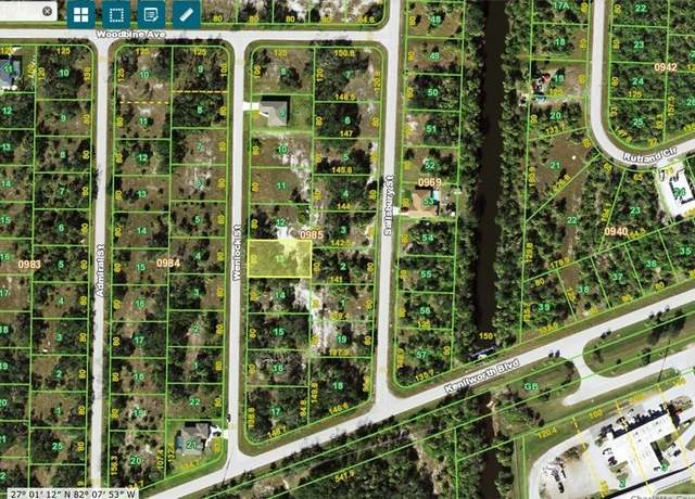 Property at 440 Wenlock St, Port Charlotte, FL 33954