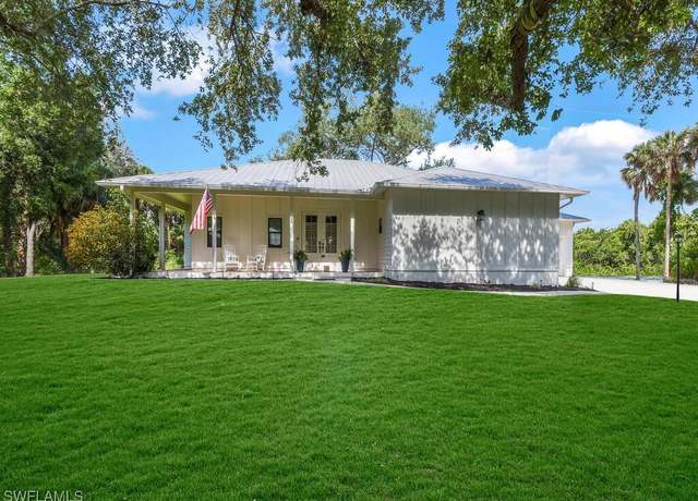 Property at 16970 Laurelin Ct, North Fort Myers, FL 33917, 4 beds, 2.5 baths