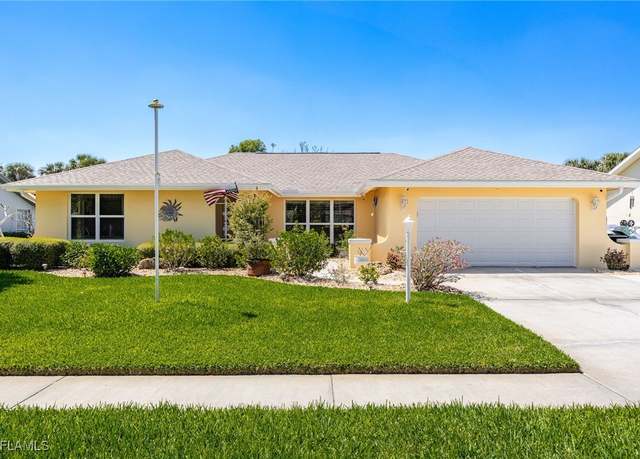 Property at 4215 Prestwick Ct, North Fort Myers, FL 33903, 2 beds, 2.5 baths