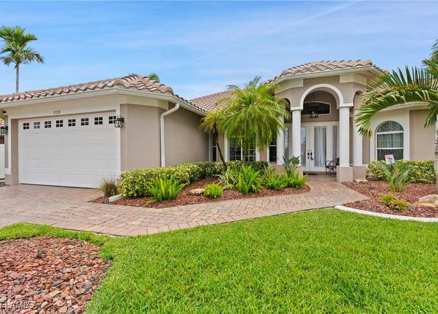 Property at 820 SE 43rd St, Cape Coral, FL 33904, 3 beds, 3 baths