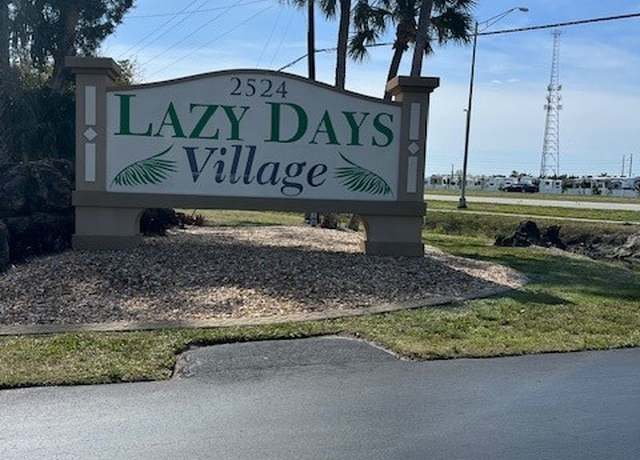 Property at 546 Freedom St, North Fort Myers, FL 33917, 2 beds, 2 baths