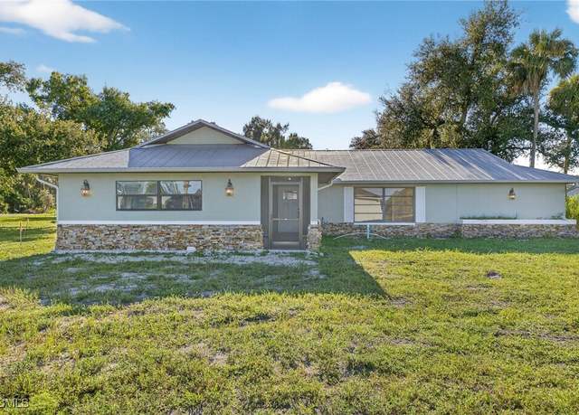 Property at 10735 Clementine Pl, North Fort Myers, FL 33917, 3 beds, 2 baths