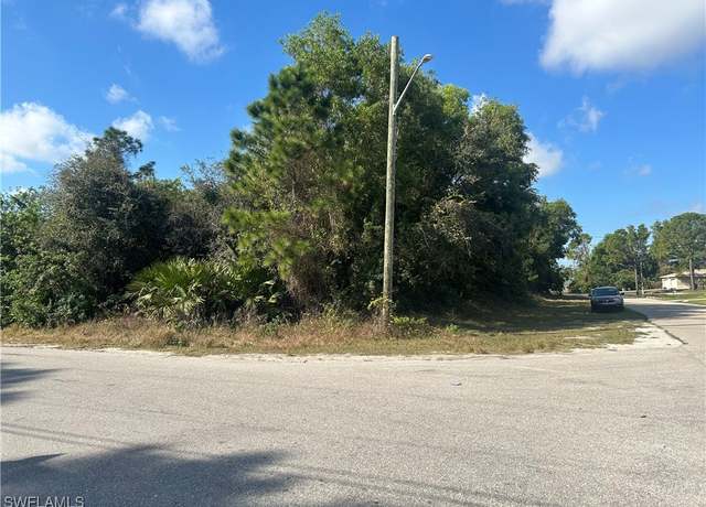 Property at 4767/4769 Golfview Blvd, Lehigh Acres, FL 33973