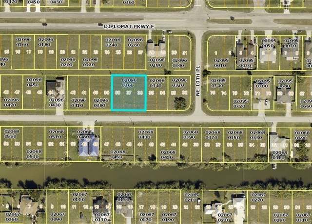 Property at 1005 NE 15th Ln, Cape Coral, FL 33909
