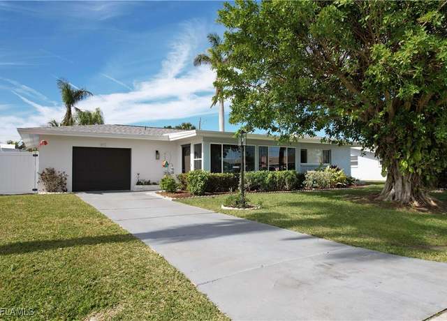 Property at 4932 Nassau Ct, Cape Coral, FL 33904, 3 beds, 2 baths