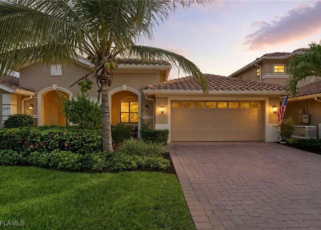 Property at 8230 Venetian Pointe Dr, Fort Myers, FL 33908, 3 beds, 2 baths