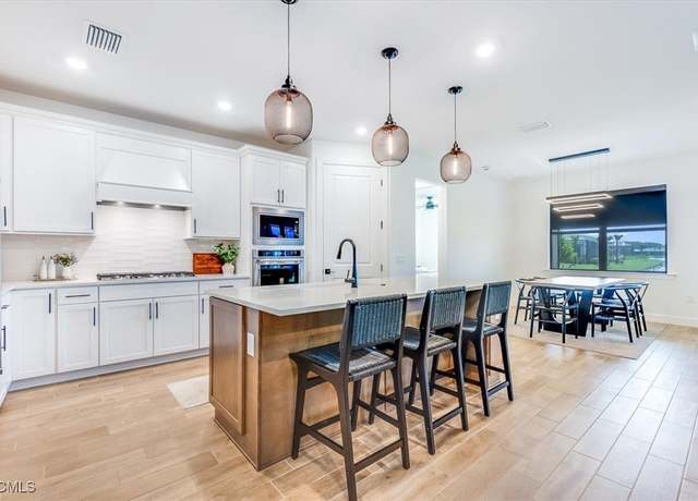 Property at 20493 Pebble Glen Dr, Estero, FL 33928, 3 beds, 3 baths