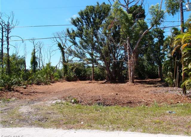 Property at 3916 Papaya St, St James City, FL 33956