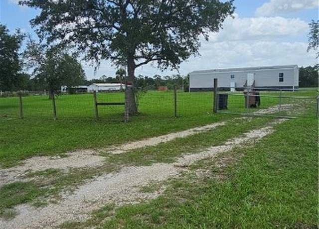 Property at 6561 Pangola Rd, Fort Myers, FL 33905, 3 beds, 2 baths