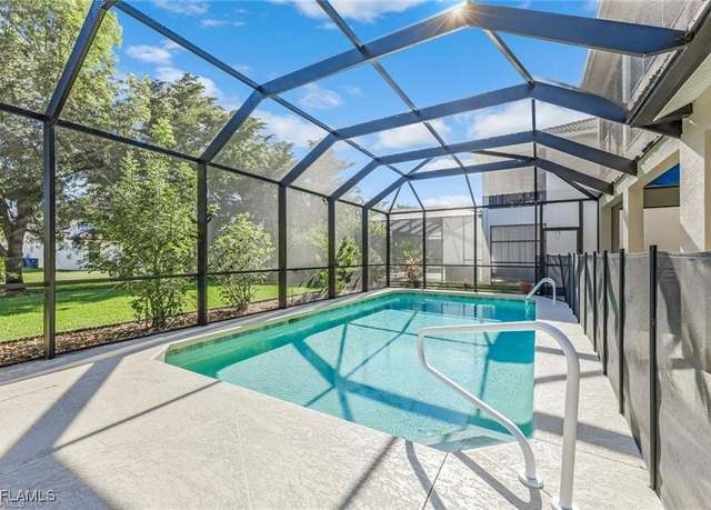Property at 12440 Crooked Creek Ln, Fort Myers, FL 33913, 4 beds, 3 baths