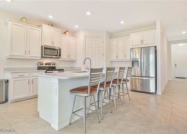 Property at 2916 Royal Gardens Ave, Fort Myers, FL 33916, 4 beds, 2 baths
